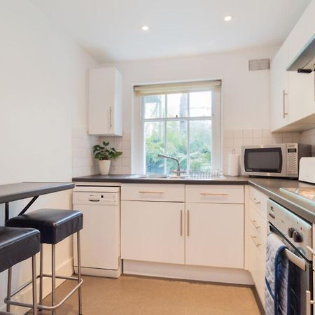 Shooters Hill Aparts London Exterior photo