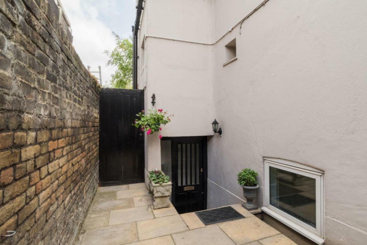 Shooters Hill Aparts London Exterior photo