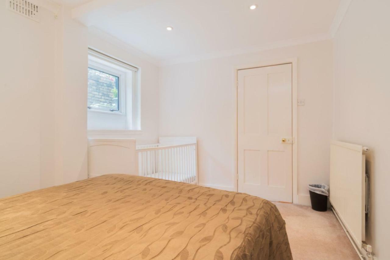 Shooters Hill Aparts London Exterior photo